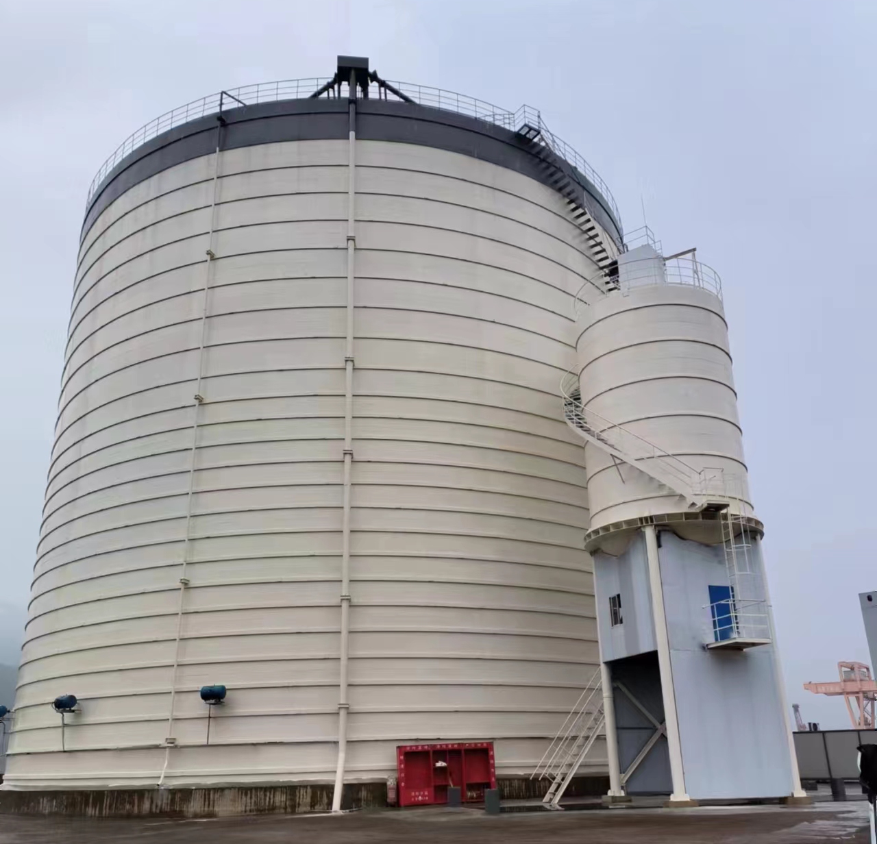 五指山10万吨水泥钢板库